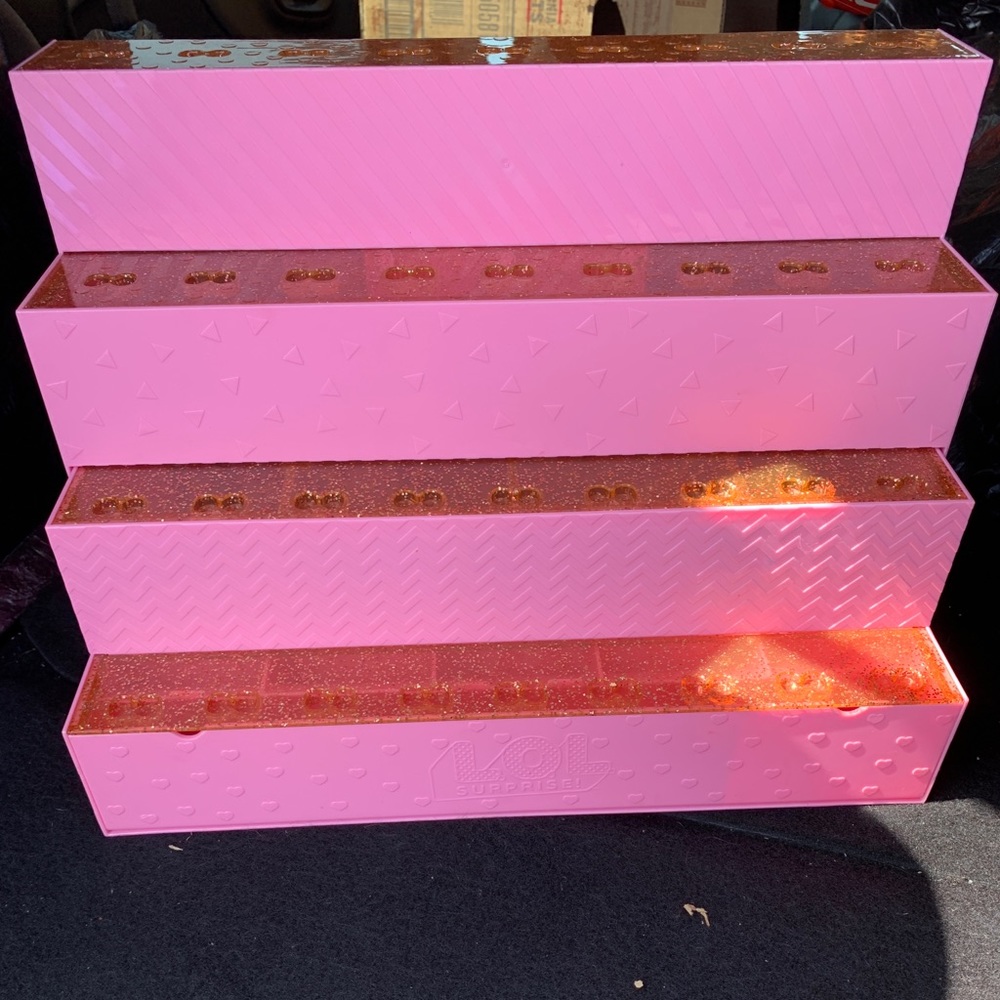 LOL Surprise! Pop-Up Store Display Carrying Case